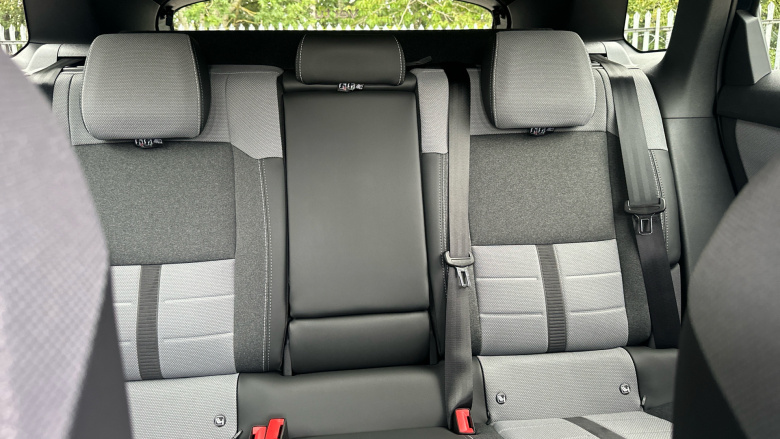 Vauxhall Grandland 157kW GS 73kWh 5dr Auto Electric Hatchback